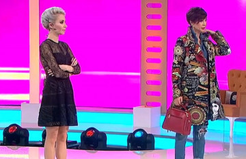 9.Bölüm Yasemin Öztürk podyumda