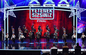 Bursa Nüans Dance Team final performansı