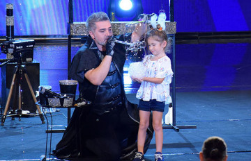 Melisa ve Burhan Öztoprak'tan balon gösterisi!