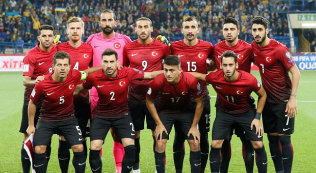 turkiye hirvatistan maci heyecani tv8 de
