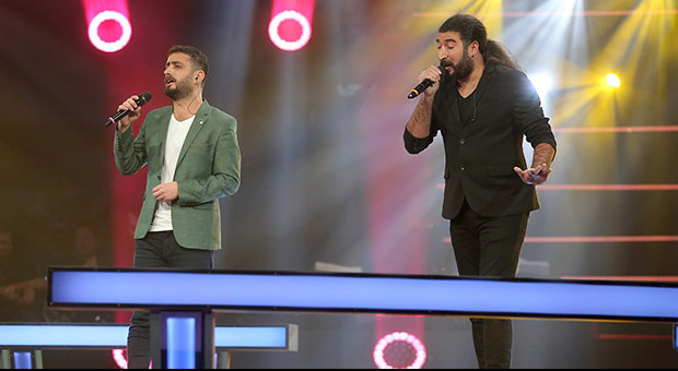 Ulvi Temiraga Ve Ferat Ungurun Duellosu Oy Gulum O Ses Turkiye
