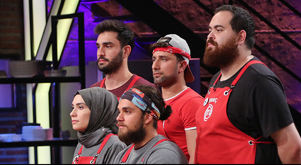 12 kasim 2019 masterchef turkiye yarismacisi yasin suna yi onu takimina almadigi icin elestirdi