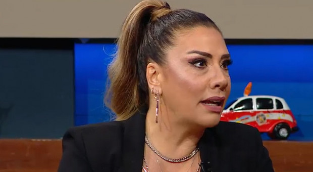 Babami Kaybettigimin Ertesi Gunu Sahneye Ciktim Eser Yenenler Show