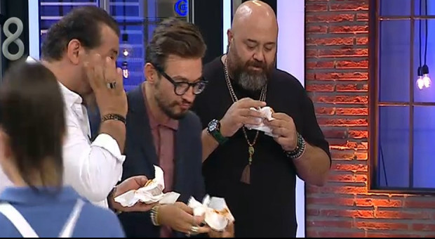 Şefler mavi takım kaptanını seçmek için böyle tadım yaptı ...