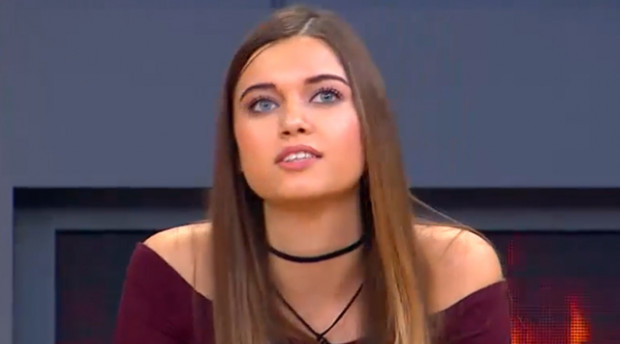 afra saracoglu na 90 lar soruldu